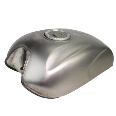 Réservoir moto adaptable pour café racer triumph